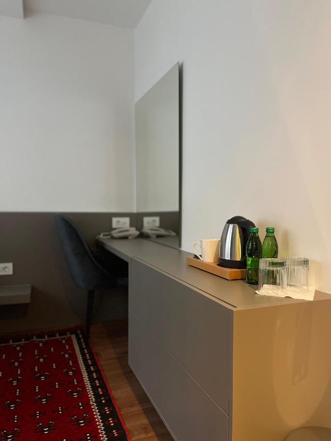 Etnomania Boutique Hotel Pristina Esterno foto