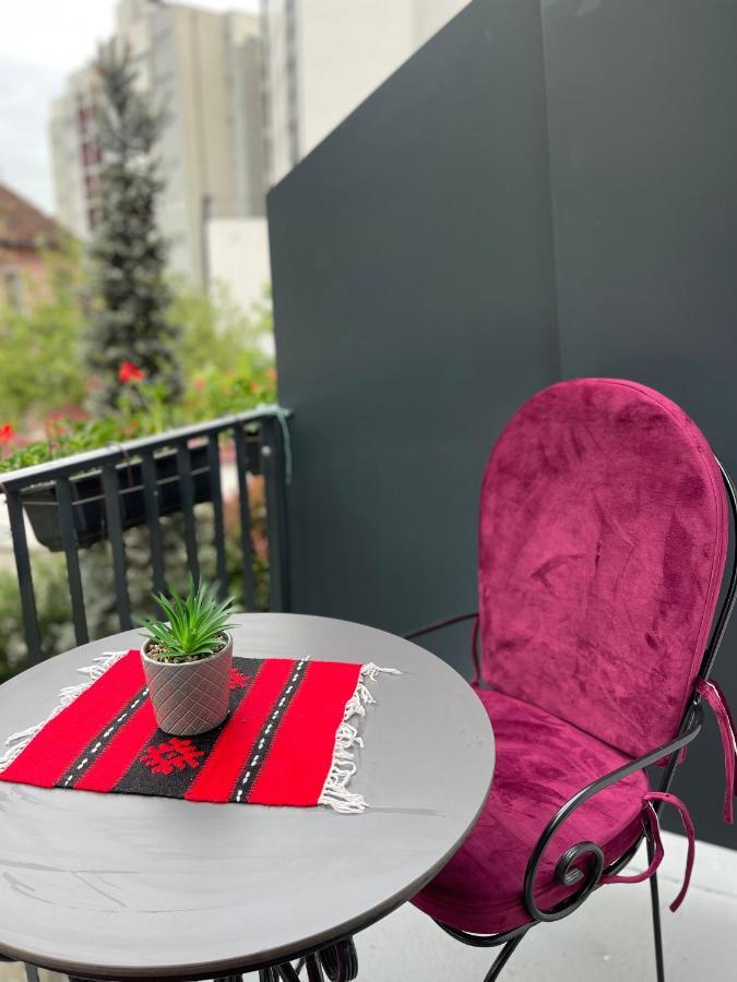 Etnomania Boutique Hotel Pristina Esterno foto